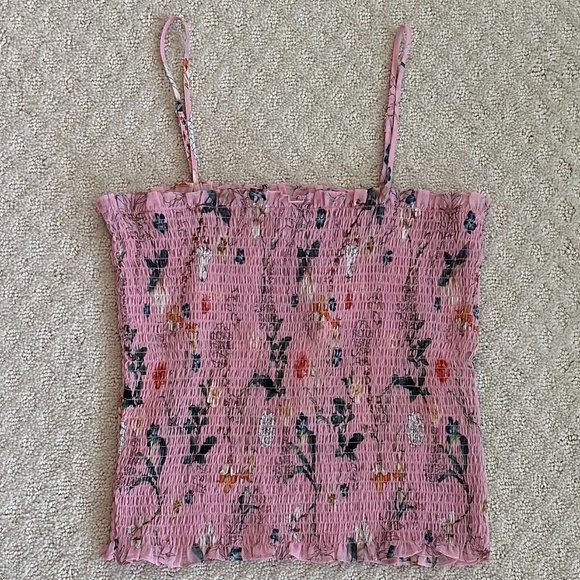 Gianni Bini Smocked Stacey Print Top Pink Floral Size Small NWT Feminine Summer - Picture 3 of 11